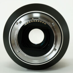 TAMRON 70-180mm F/2.8 Di III VXD (Model A056) [ ソニーE用 ]