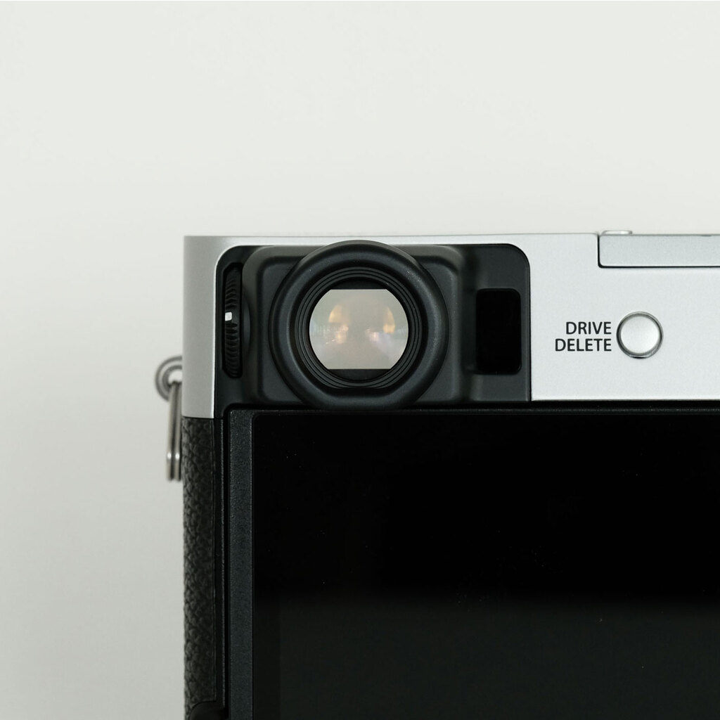 FUJIFILM X100V シルバー