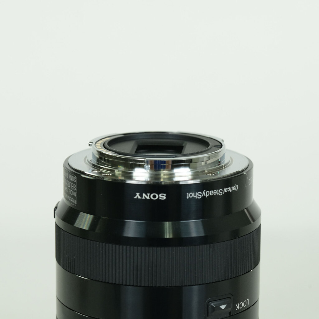 SONY E18-200mm F3.5-6.3 OSS LE SEL18200LE