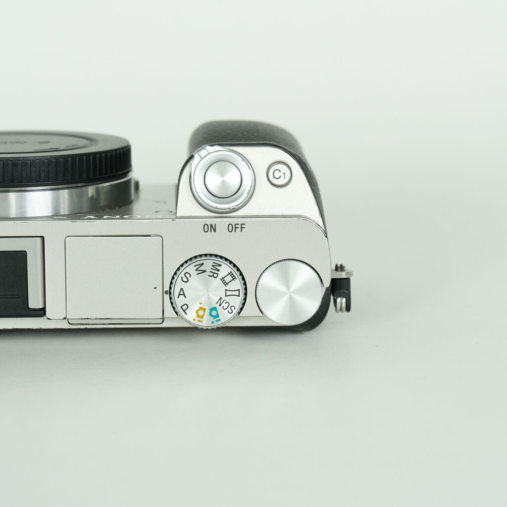 SONY α6000(ILCE-6000) SONY α6000(ILCE-6000)