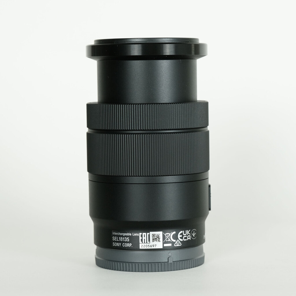 SONY E 18-135mm F3.5-5.6 OSS SEL18135