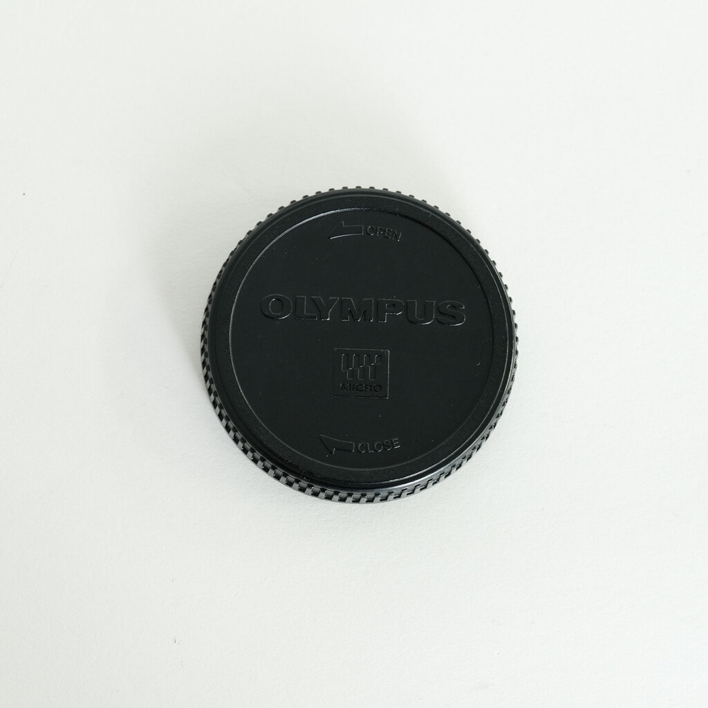 OLYMPUS M.ZUIKO DIGITAL 17mm F2.8 シルバー