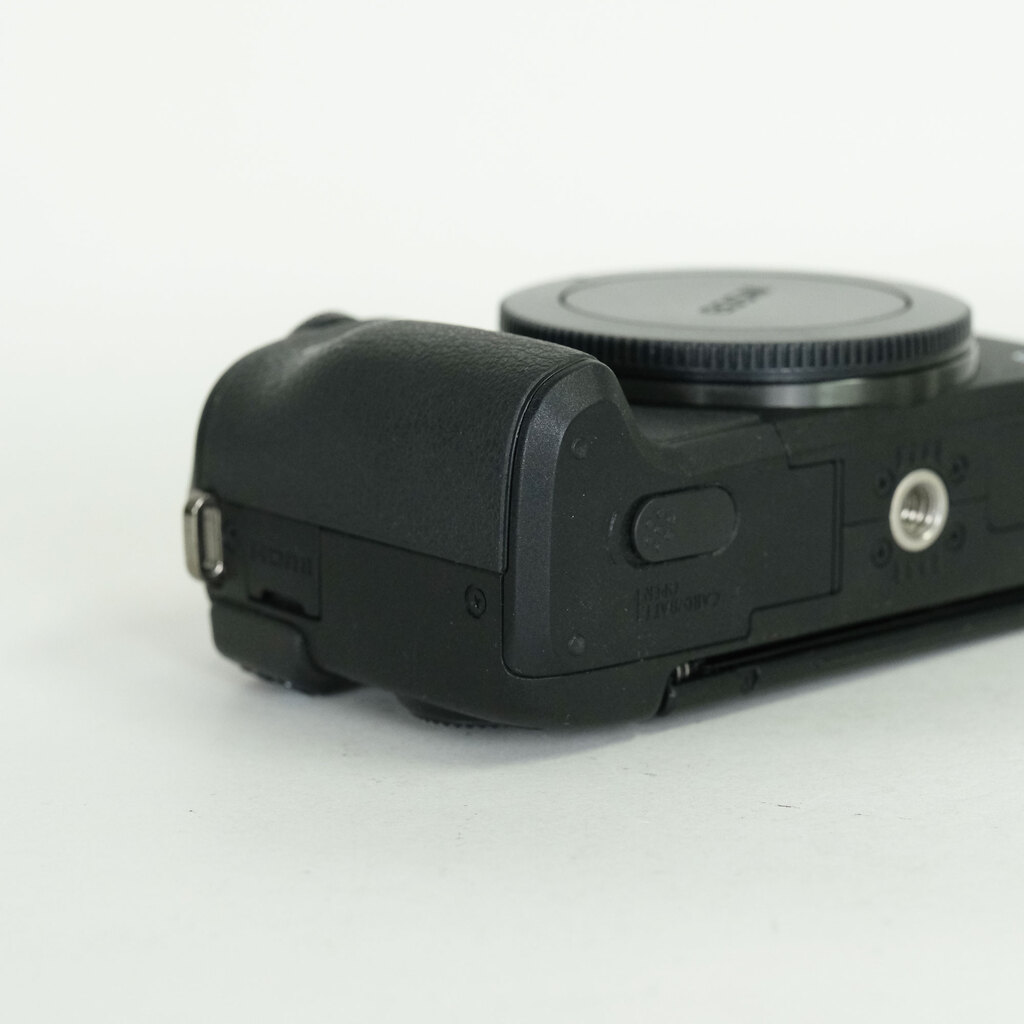 Canon EOS M3 ボディEVFキット ブラック Canon EOS M3 ボディEVFキット ブラック