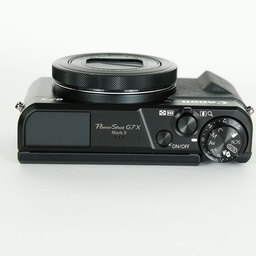 Canon PowerShot G7X Mark II