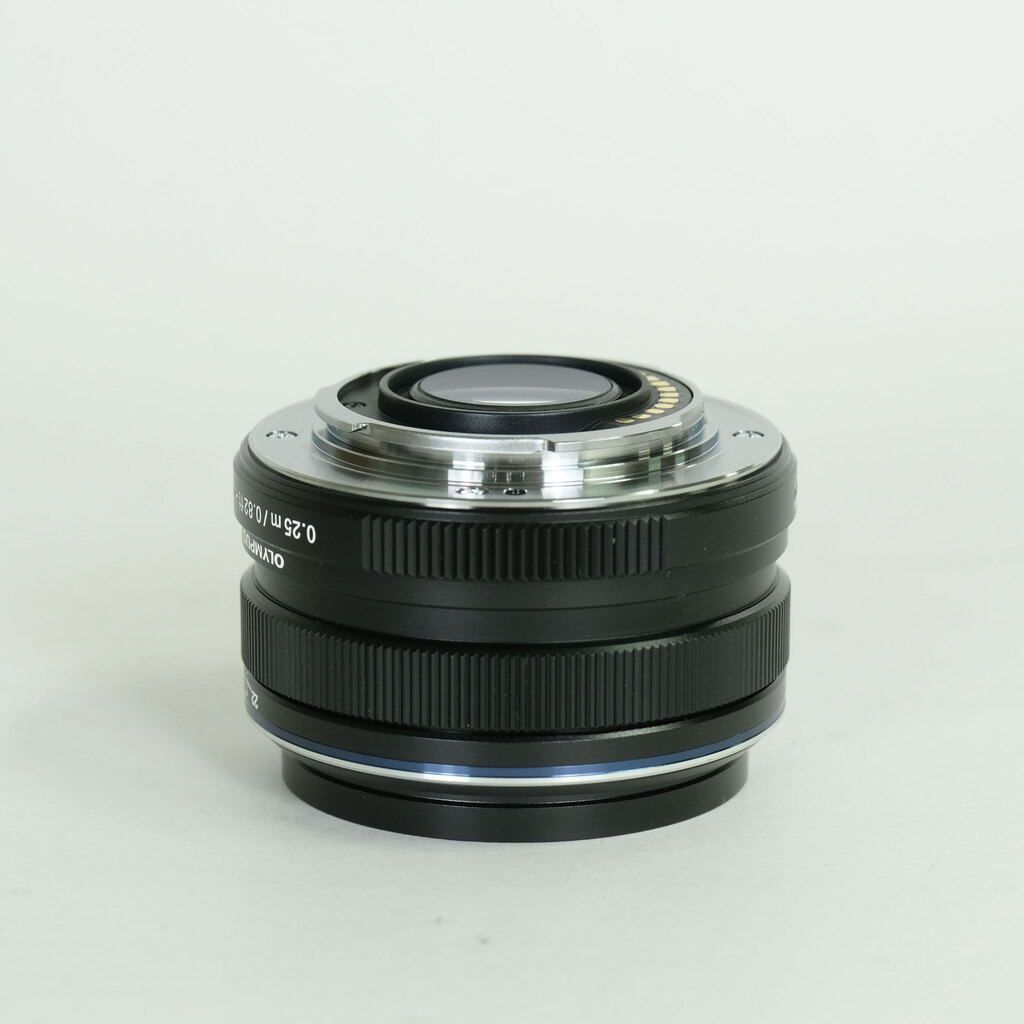OLYMPUS M.ZUIKO DIGITAL 17mm F1.8