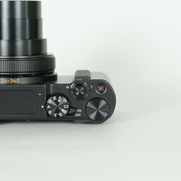 Panasonic LUMIX DC-TX2D ブラック