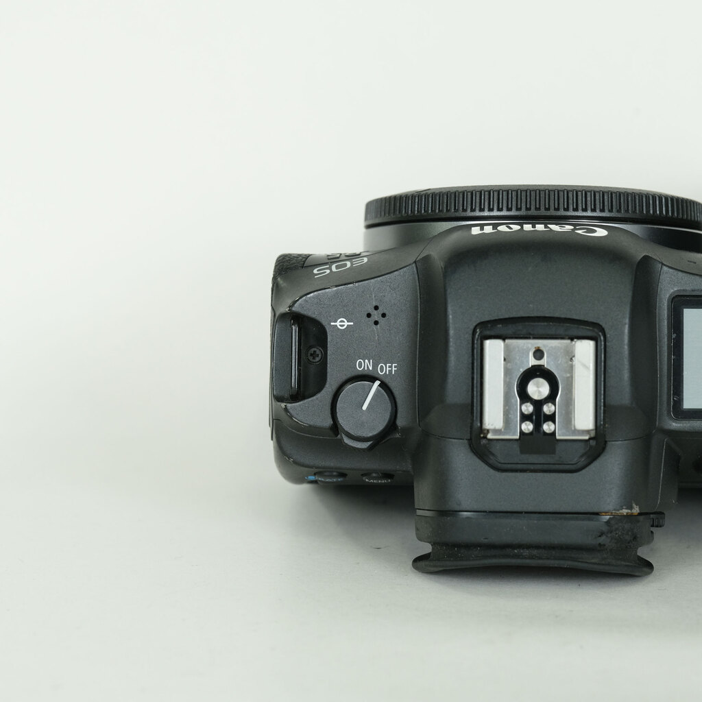 Canon EOS R5 Canon EOS R5