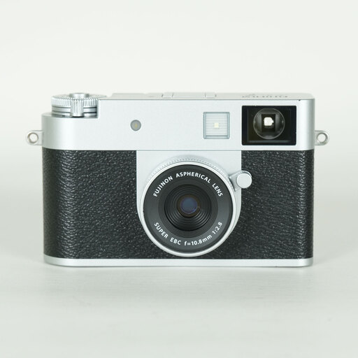 FUJIFILM X half X-HF1