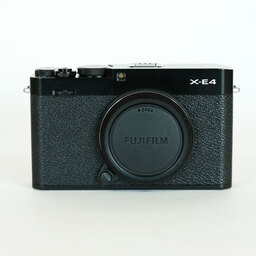FUJIFILM X-E4
