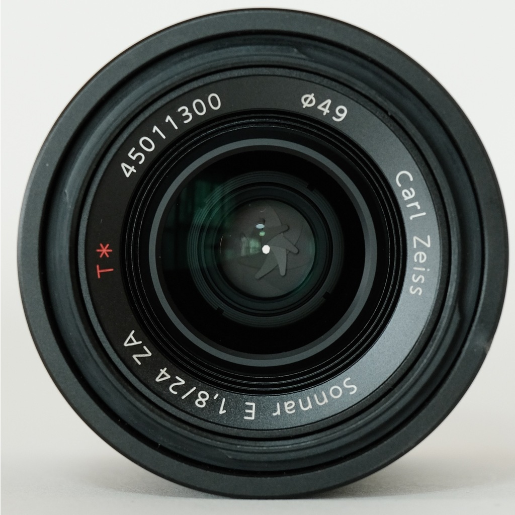 SONY Sonnar T* E 24mm F1.8 ZA SEL24F18Z