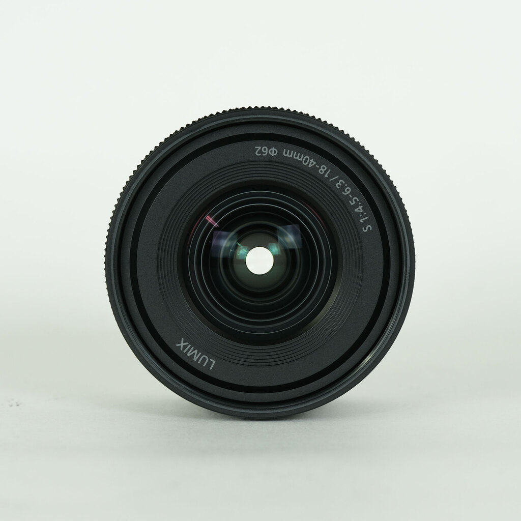 Panasonic LUMIX S 18-40mm F4.5-6.3