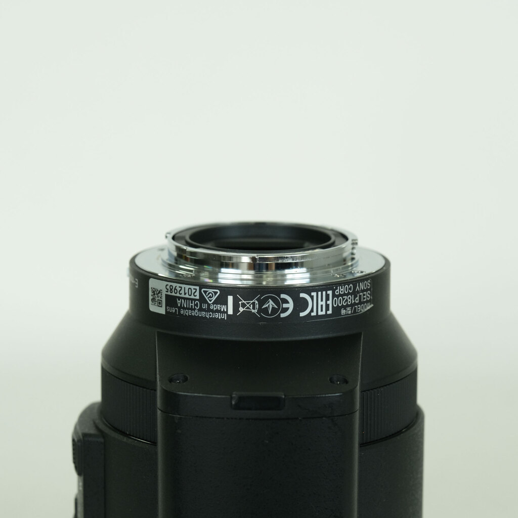 SONY E PZ 18-200mm F3.5-6.3 OSS SELP18200