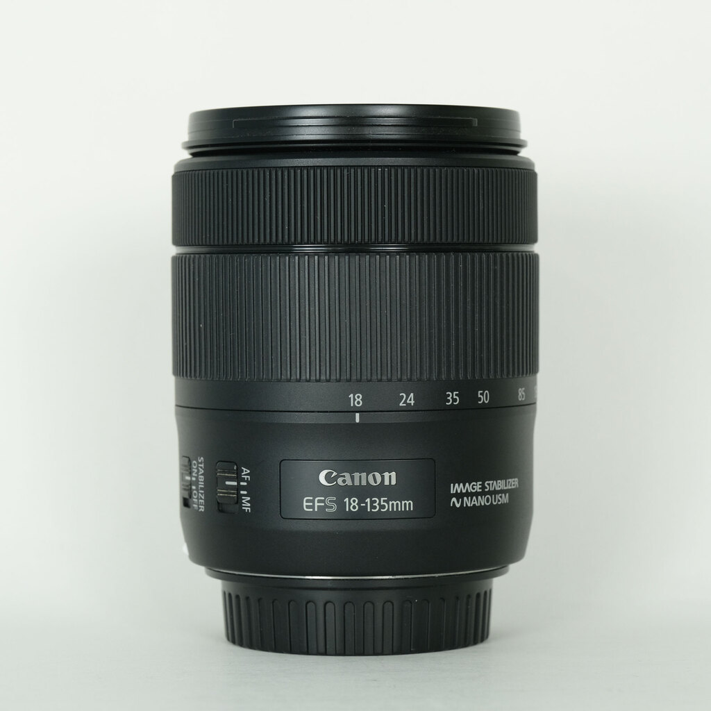 Canon EF-S18-135mm F3.5-5.6 IS USM