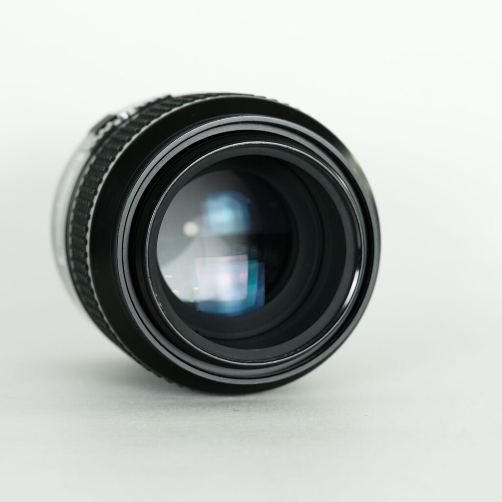 Nikon AF 105mm F2.8D マイクロ