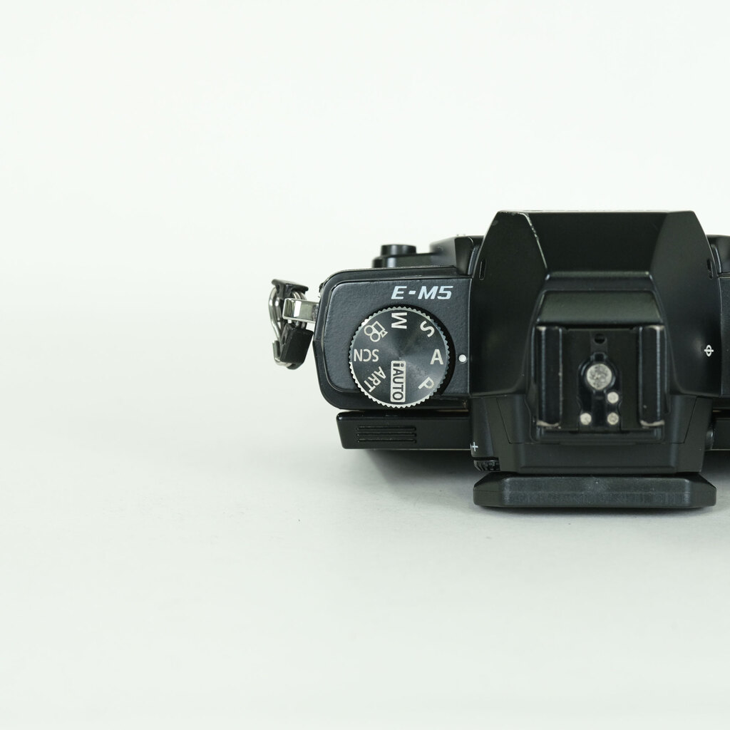 OLYMPUS OM-D E-M5 ボディ ブラック