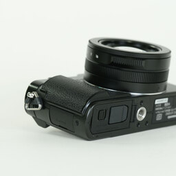 Panasonic LUMIX DC-LX100M2