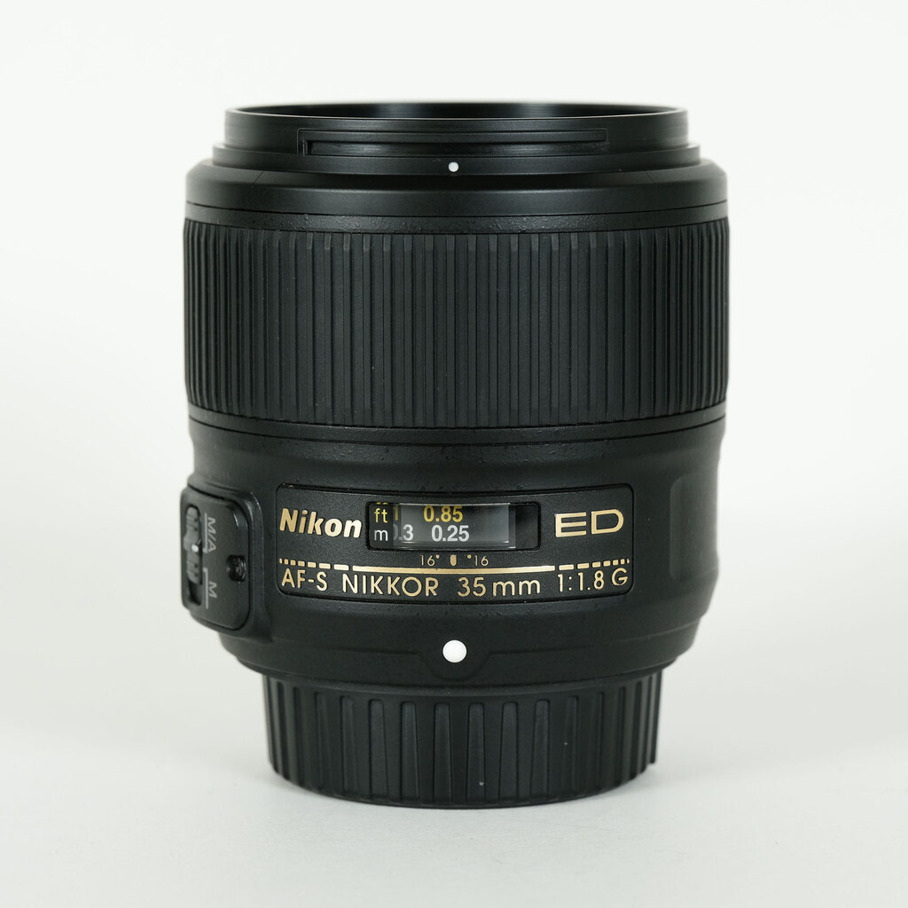 Nikon AF-S NIKKOR 35mm f/1.8G ED