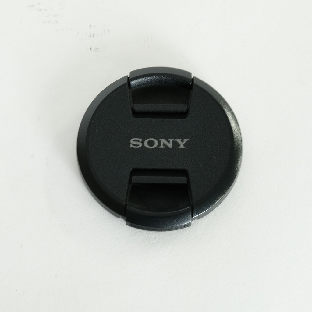 SONY FE 24-240mm F3.5-6.3 OSS SEL24240