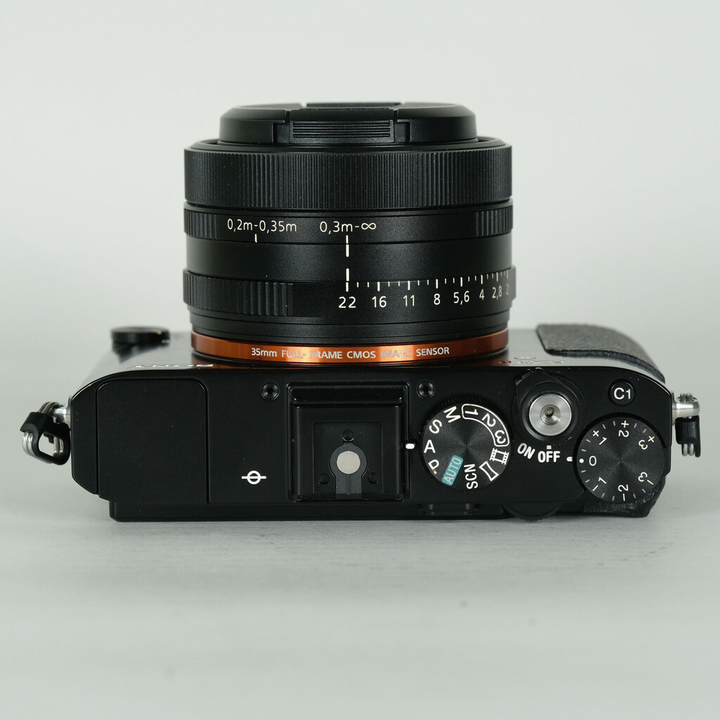 SONY Cyber-shot RX1R II（DSC-RX1RM2）の出品 | ONE SCENE（ワンシーン）