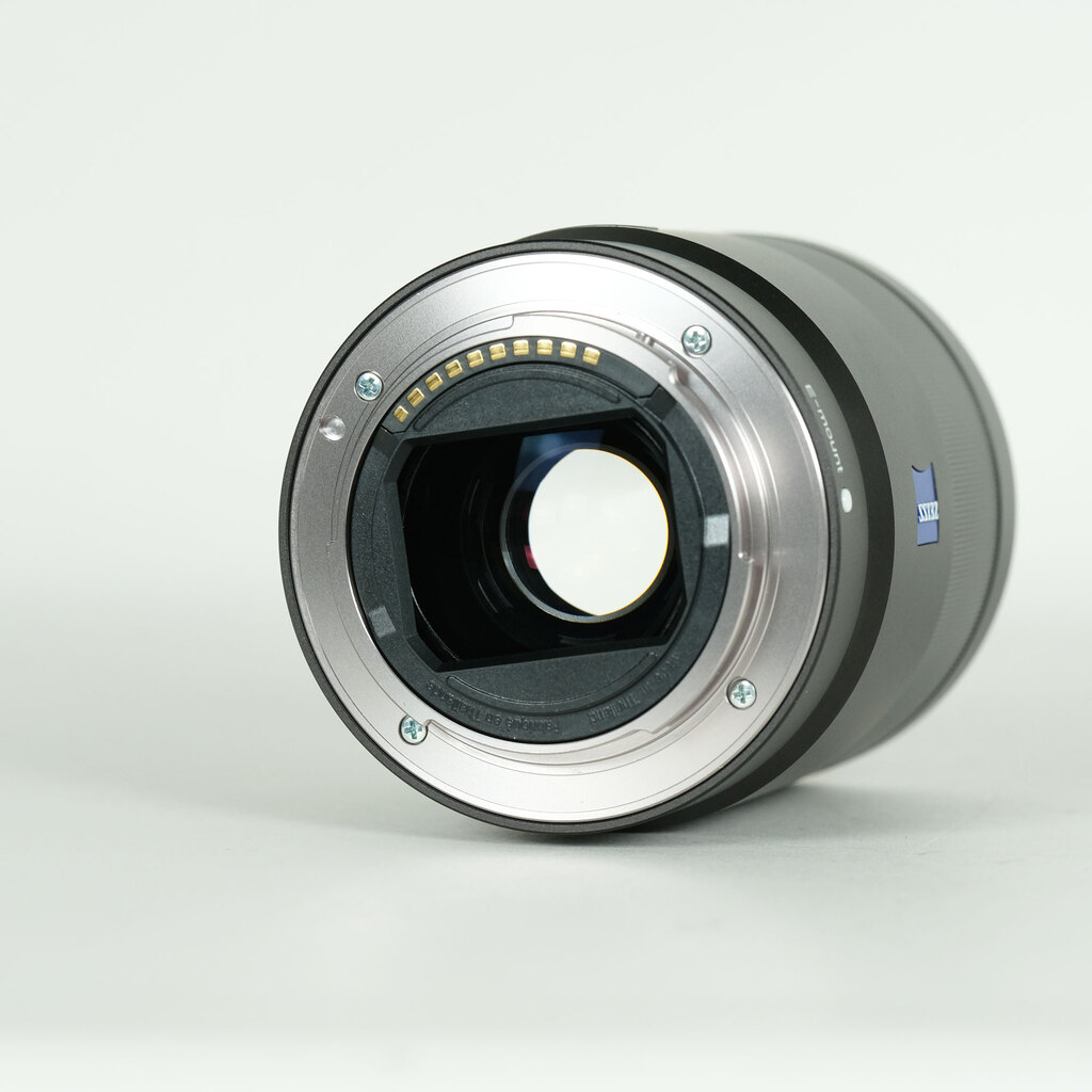 SONY Sonnar T* FE 55mm F1.8 ZA SEL55F18Z SONY Sonnar T* FE 55mm F1.8 ZA SEL55F18Z