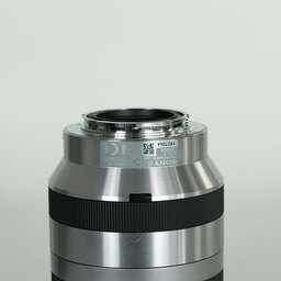 SONY E18-200mm F3.5-6.3 OSS SEL18200