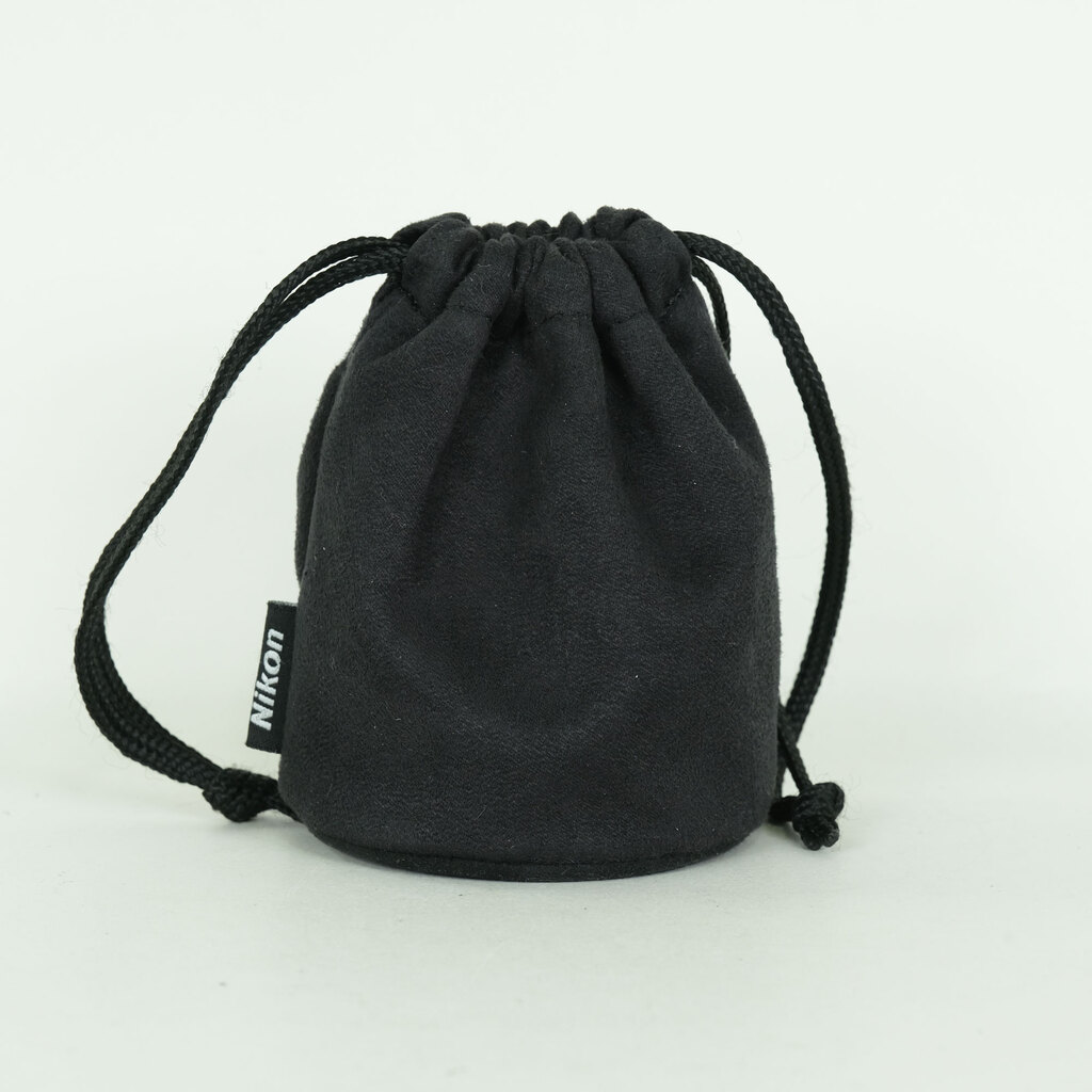 Nikon AF-S DX NIKKOR 35mm f/1.8G Nikon AF-S DX NIKKOR 35mm f/1.8G