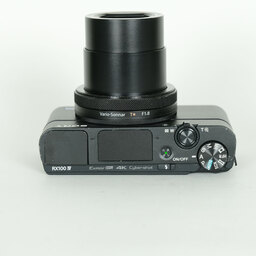 SONY Cyber-shot DSC-RX100M4