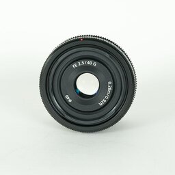 SONY FE 40mm F2.5 G SEL40F25G SONY FE 40mm F2.5 G SEL40F25G