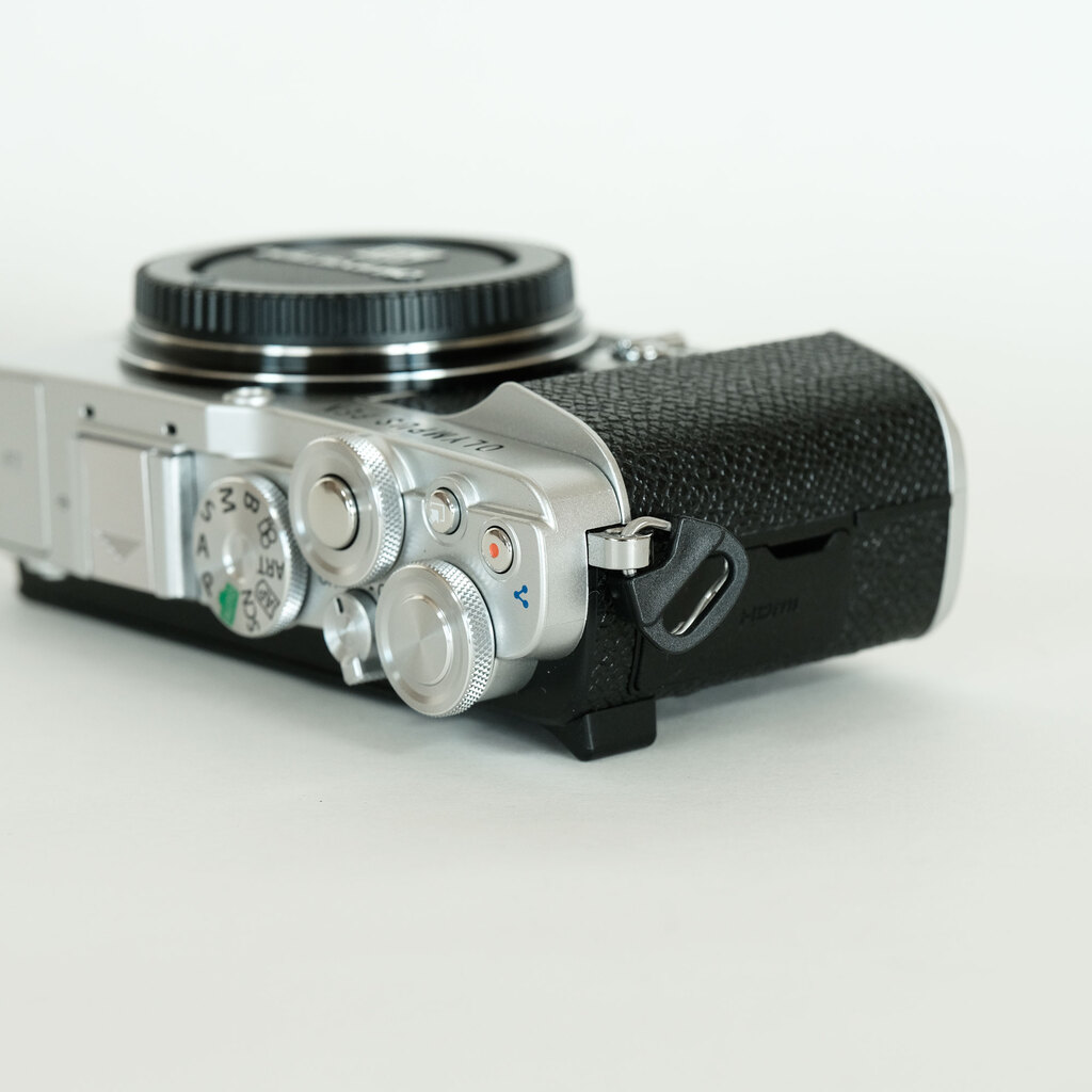 OLYMPUS PEN E-P7の出品 | ONE SCENE（ワンシーン）