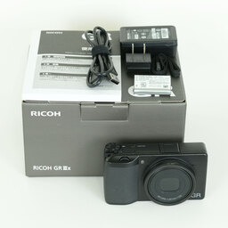 RICOH GR IIIx