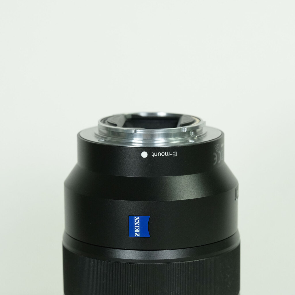 SONY Vario-Tessar T* FE 16-35mm F4 ZA OSS SEL1635Z SONY Vario-Tessar T* FE 16-35mm F4 ZA OSS SEL1635Z