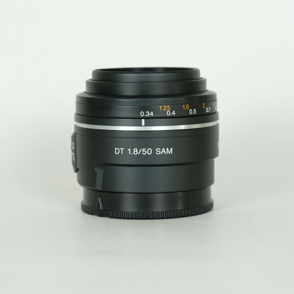 SONY DT 50mm F1.8 SAM SAL50F18の出品 | ONE SCENE（ワンシーン）