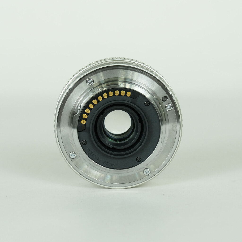 OLYMPUS M.ZUIKO DIGITAL 17mm F2.8 シルバーの出品 | ONE SCENE（ワン