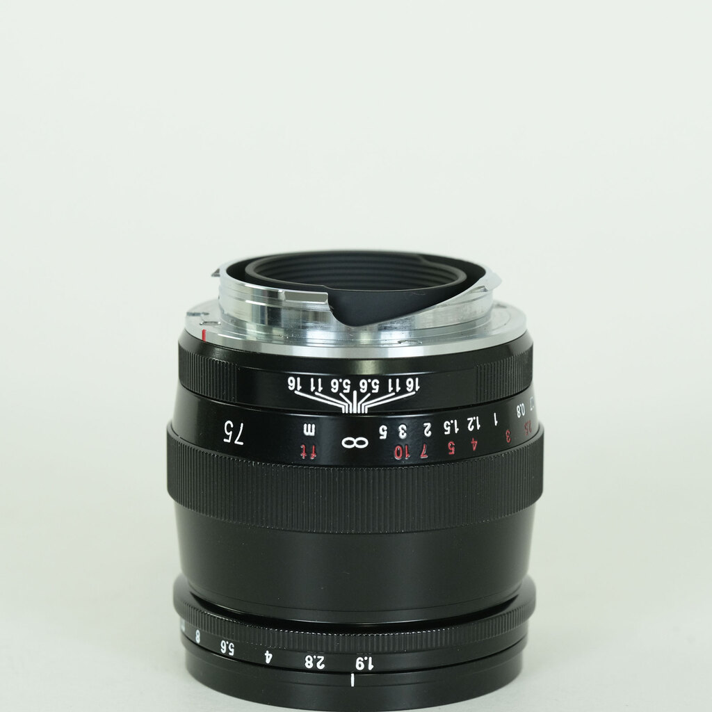 コシナ フォクトレンダー ULTRON 75mm F1.9 SC シングルコート ブラックペイント ライカM用