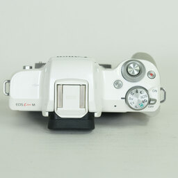 Canon EOS Kiss M