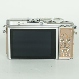 OLYMPUS PEN E-PL10