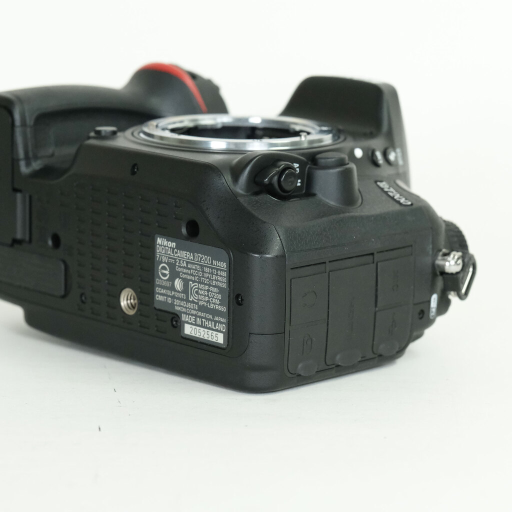 Nikon D7200