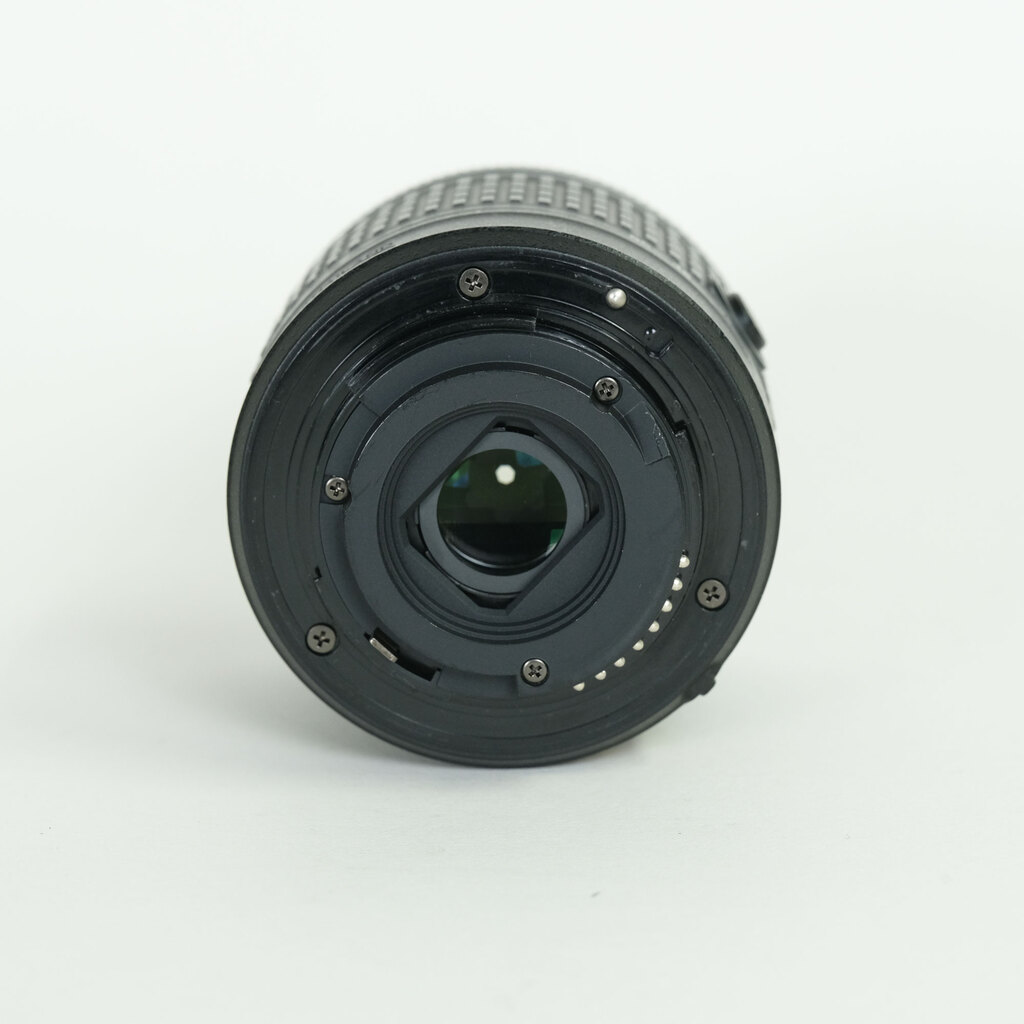 Nikon AF-P DX NIKKOR 18-55mm F3.5-5.6G VR