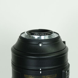 Nikon AF-S NIKKOR 200-500mm f/5.6E ED VR Nikon AF-S NIKKOR 200-500mm f/5.6E ED VR