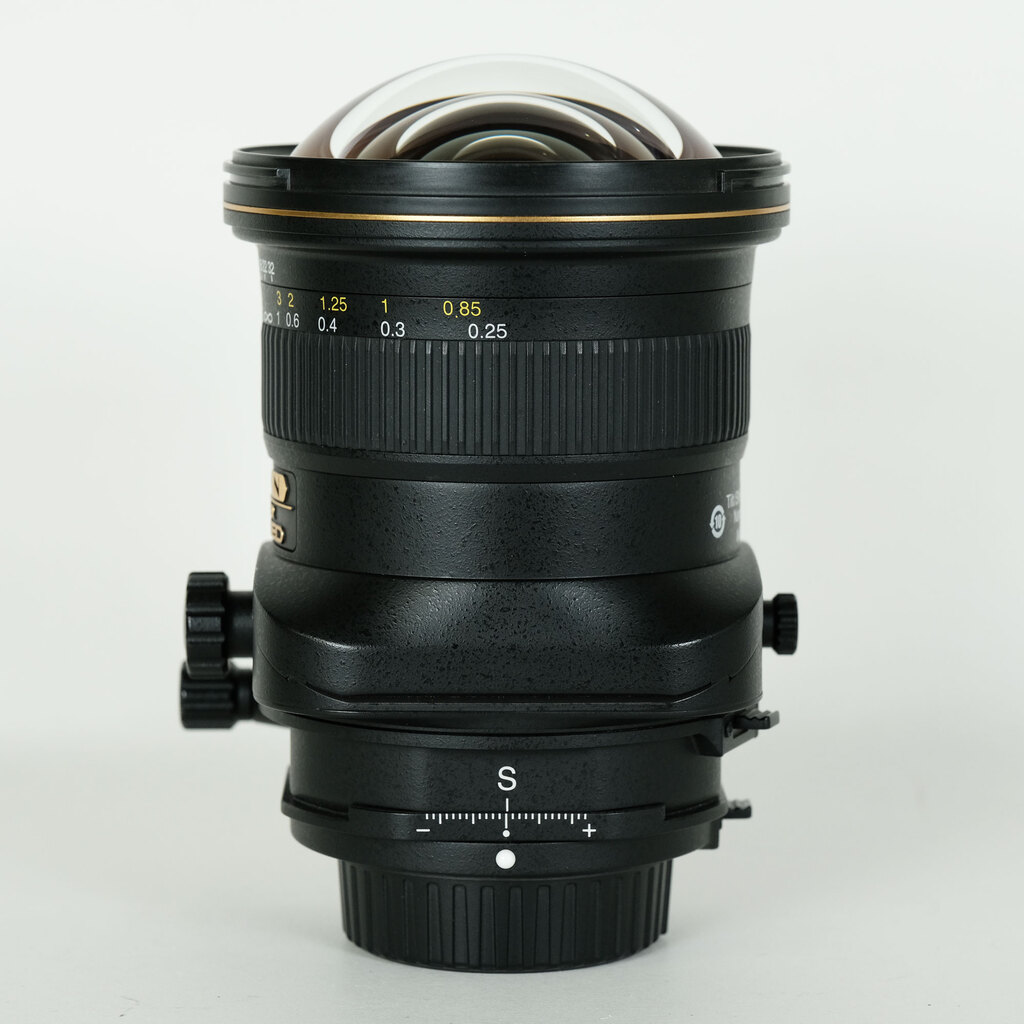 Nikon PC NIKKOR 19mm f/4E ED