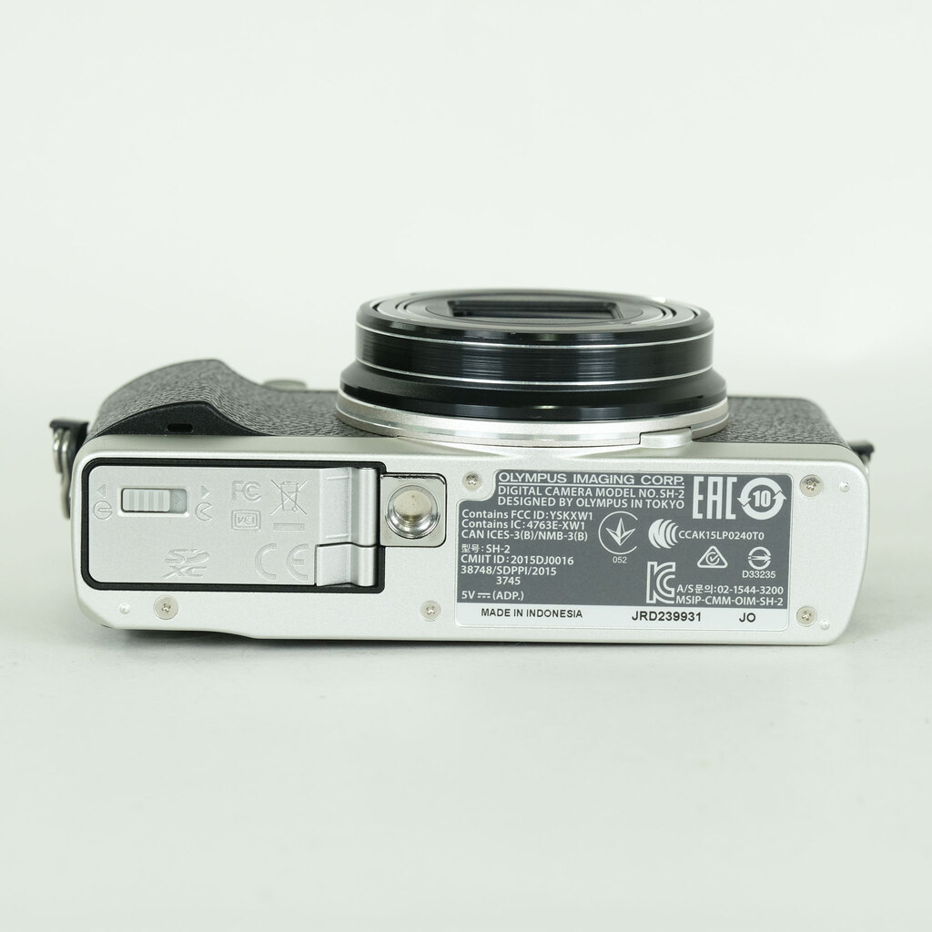 OLYMPUS STYLUS SH-2 シルバー