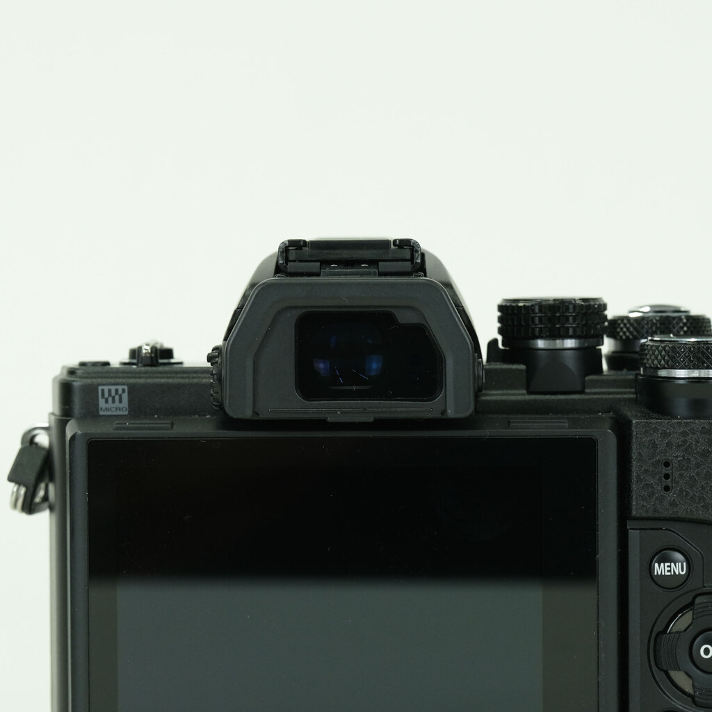 OLYMPUS OM-D E-M10 Mark II OLYMPUS OM-D E-M10 Mark II