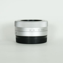 Panasonic LUMIX G VARIO 12-32mm / F3.5-5.6 ASPH. / MEGA O.I.S.
