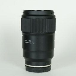 TAMRON 90mm F/2.8 Di III MACRO VXD [ソニーE用]
