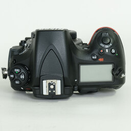 Nikon D810