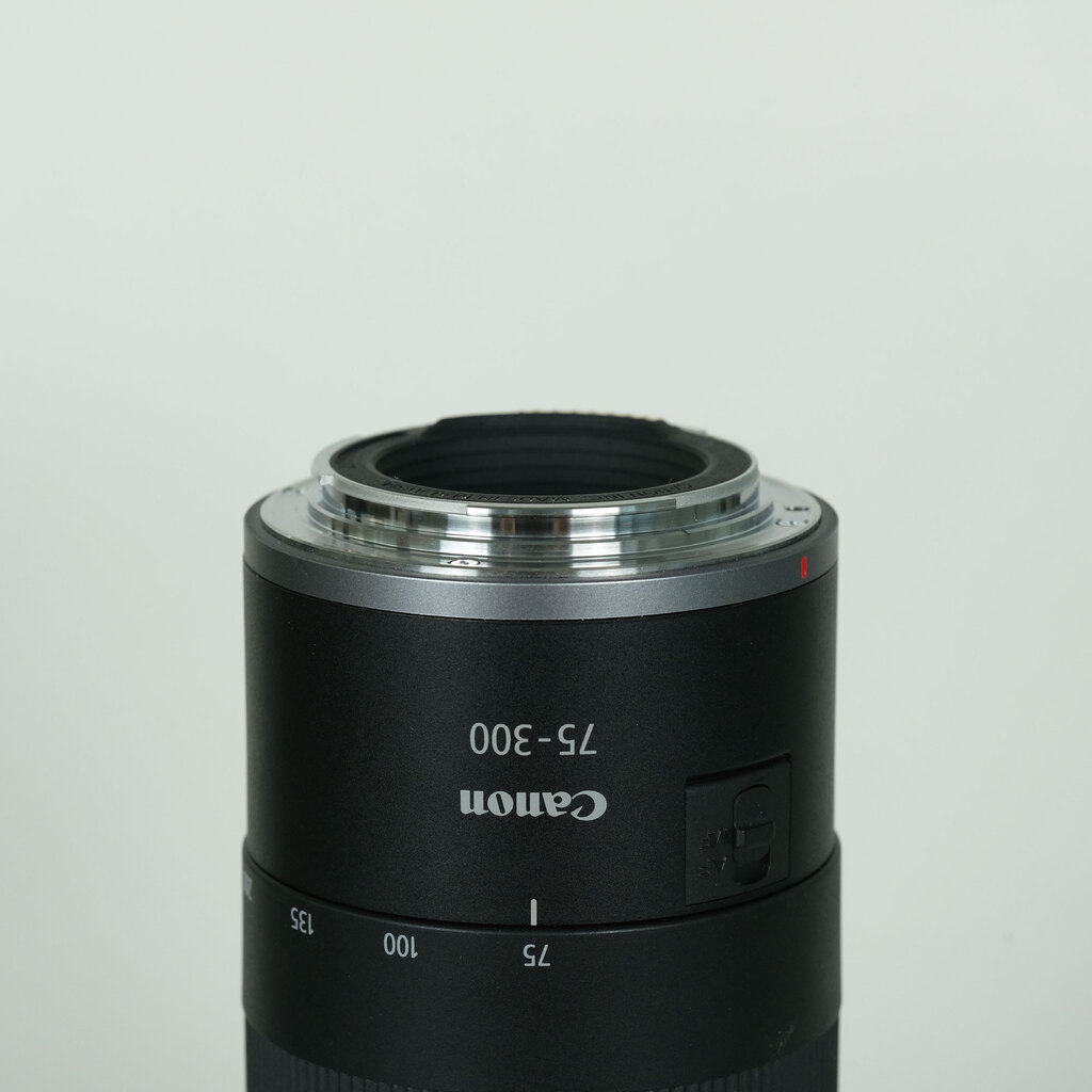 Canon RF75-300mm F4-5.6の出品 | ONE SCENE（ワンシーン）