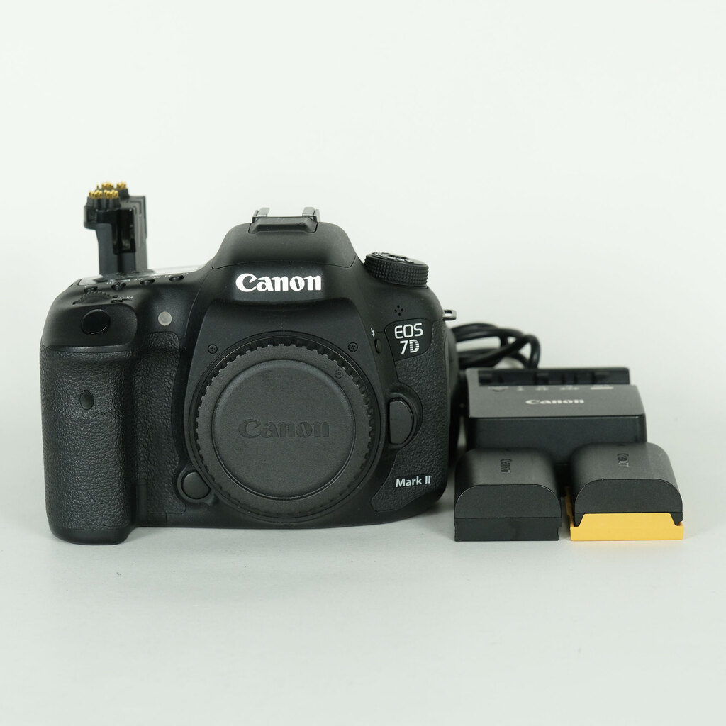 Canon EOS 7D Mark II