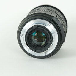Nikon AF-S DX VR Zoom-Nikkor 18-200mm F3.5-5.6G IF-ED