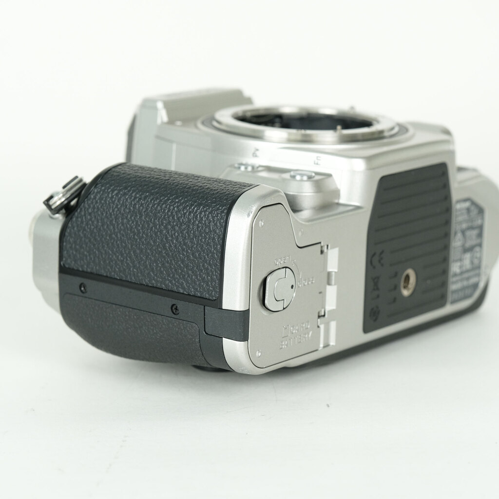 Nikon Dfの出品 | ONE SCENE（ワンシーン）