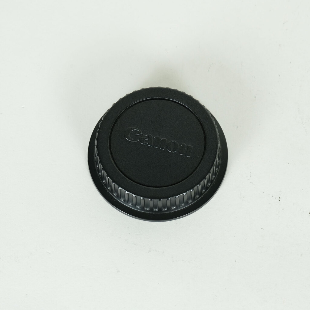 Canon EF85mm F1.8 USM Canon EF85mm F1.8 USM